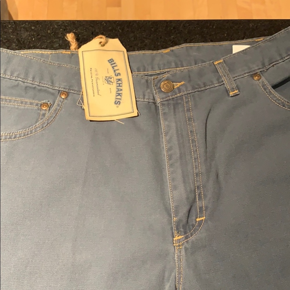 NWT Men’s Bills Khakis Jeans W38L32 Made in USA